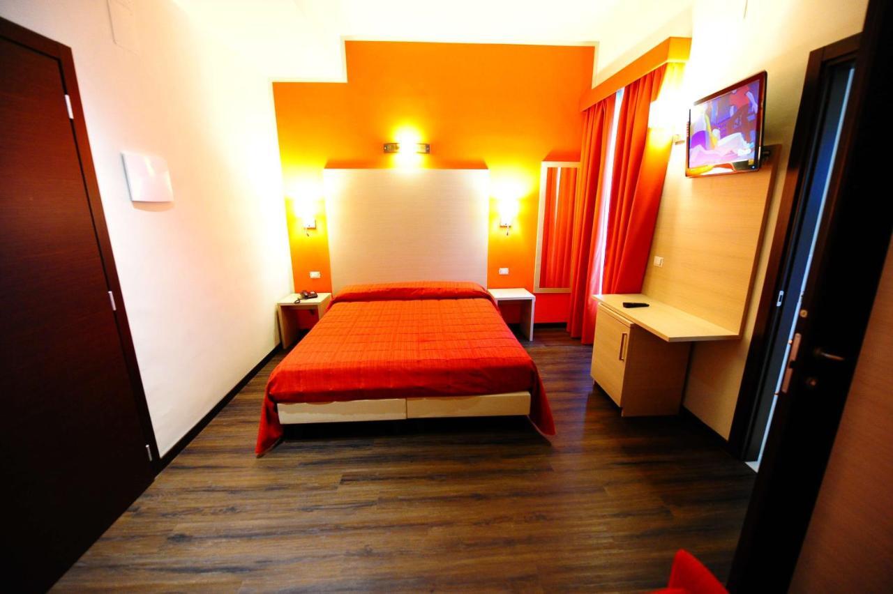 Maiorano Boutique Hotel مانفريدونيا الغرفة الصورة